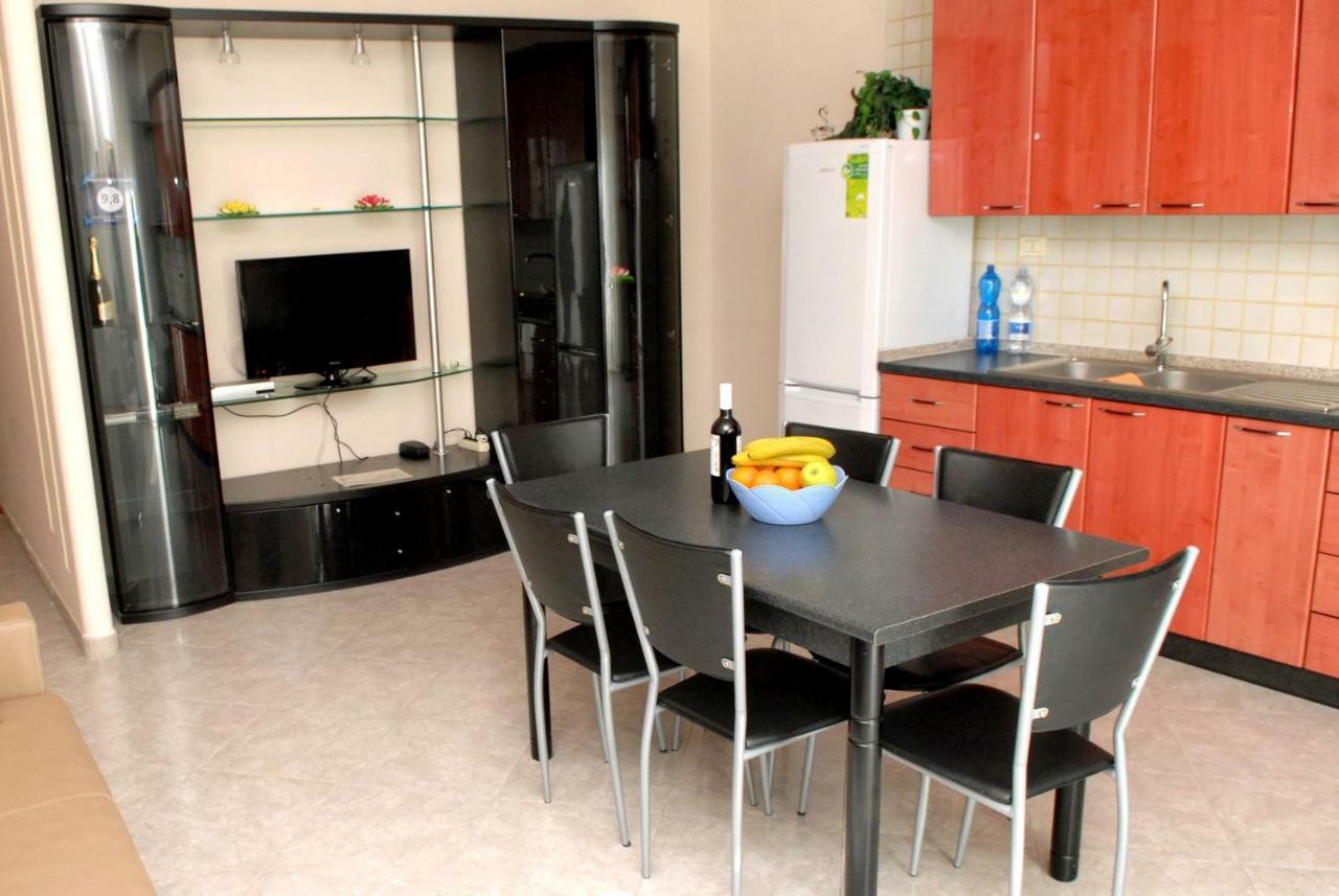 Mare And City House Manfredonia Buitenkant foto